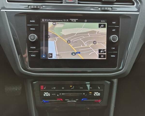 Синій Фольксваген Тігуан, об'ємом двигуна 2 л та пробігом 219 тис. км за 26900 $, фото 53 на Automoto.ua