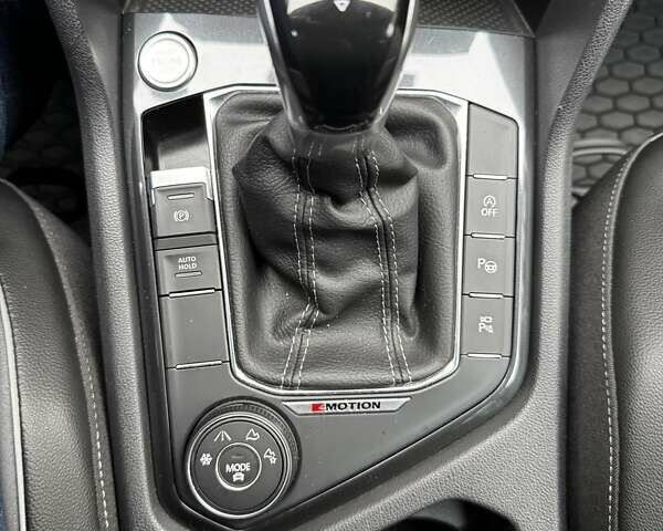 Синий Фольксваген Тигуан, объемом двигателя 1.98 л и пробегом 79 тыс. км за 33900 $, фото 155 на Automoto.ua