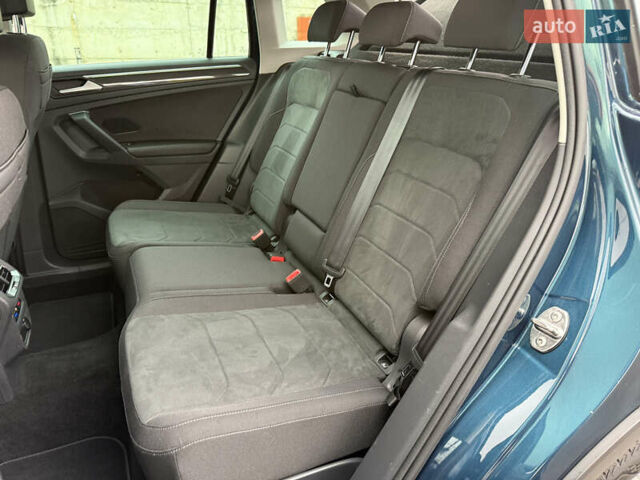 Синий Фольксваген Тигуан, объемом двигателя 2 л и пробегом 189 тыс. км за 31999 $, фото 52 на Automoto.ua