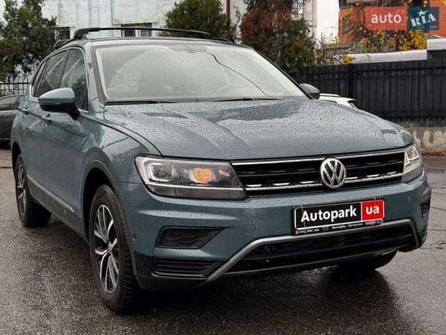 Синий Фольксваген Тигуан, объемом двигателя 2 л и пробегом 74 тыс. км за 21990 $, фото 2 на Automoto.ua