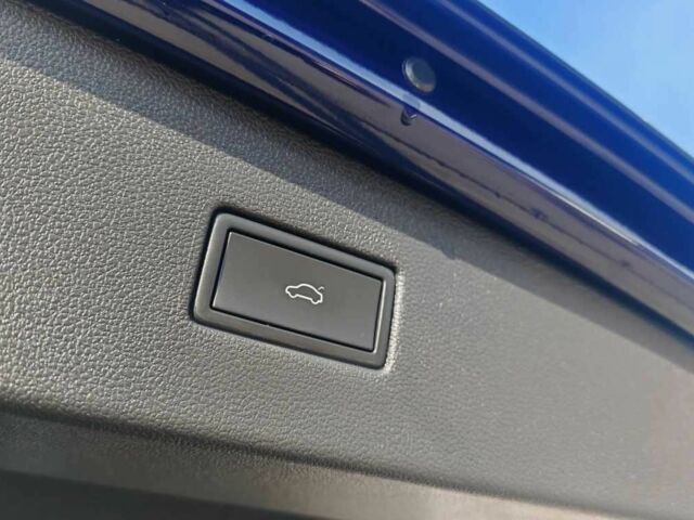 Синий Фольксваген Тигуан, объемом двигателя 2 л и пробегом 121 тыс. км за 12400 $, фото 16 на Automoto.ua