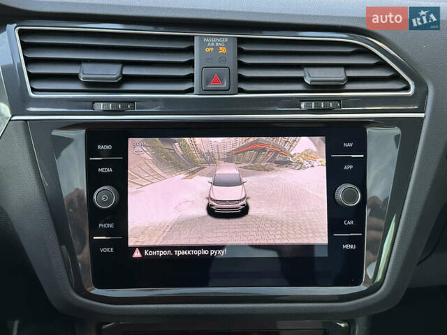 Синий Фольксваген Тигуан, объемом двигателя 2 л и пробегом 107 тыс. км за 33500 $, фото 74 на Automoto.ua