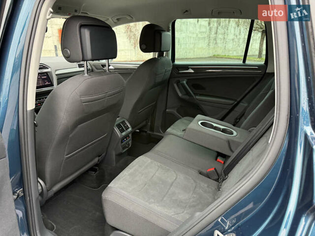 Синій Фольксваген Тігуан, об'ємом двигуна 2 л та пробігом 189 тис. км за 31999 $, фото 65 на Automoto.ua