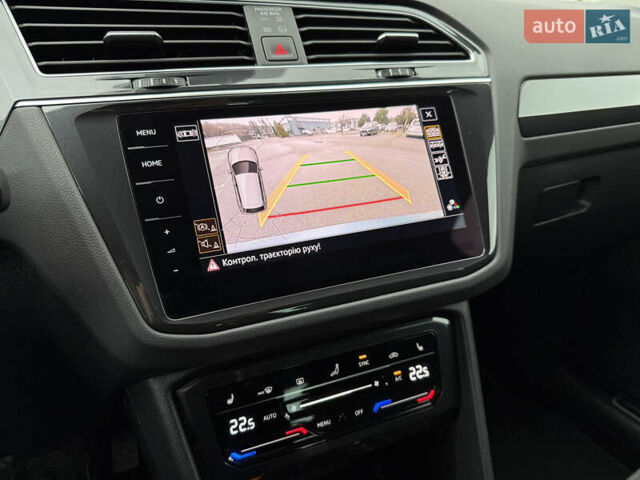 Синий Фольксваген Тигуан, объемом двигателя 2 л и пробегом 189 тыс. км за 31999 $, фото 104 на Automoto.ua