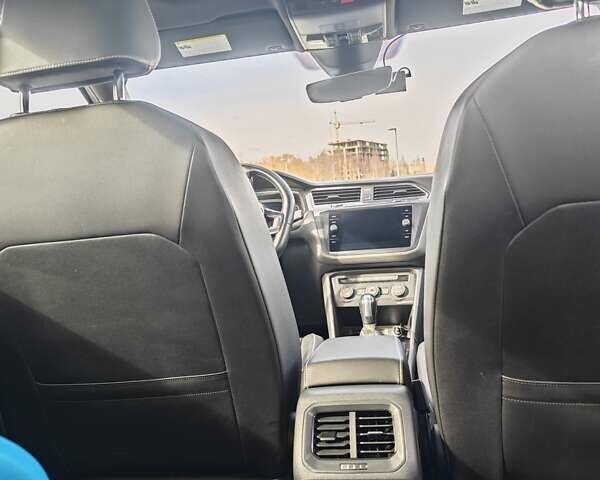 Синий Фольксваген Тигуан, объемом двигателя 1.98 л и пробегом 45 тыс. км за 28600 $, фото 5 на Automoto.ua