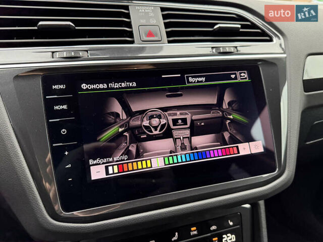 Синий Фольксваген Тигуан, объемом двигателя 2 л и пробегом 189 тыс. км за 31999 $, фото 111 на Automoto.ua