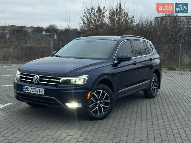 Синий Фольксваген Тигуан, объемом двигателя 1.98 л и пробегом 71 тыс. км за 20500 $, фото 4 на Automoto.ua