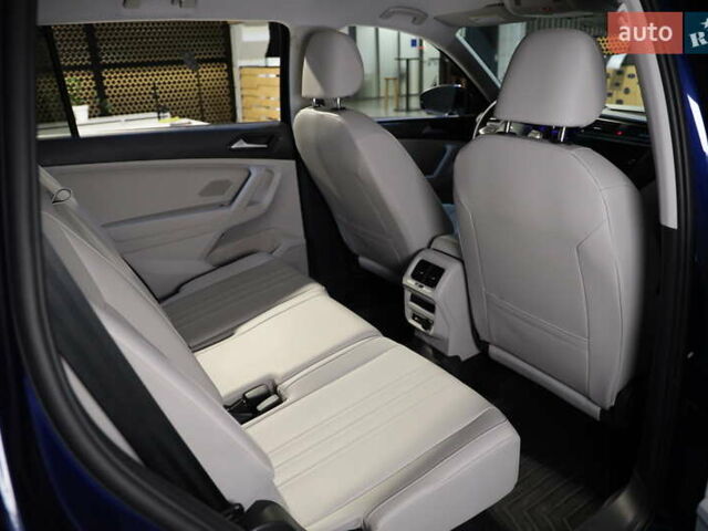 Синий Фольксваген Тигуан, объемом двигателя 1.98 л и пробегом 9 тыс. км за 23700 $, фото 40 на Automoto.ua