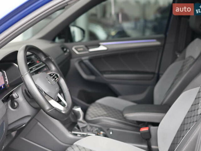 Синий Фольксваген Тигуан, объемом двигателя 1.98 л и пробегом 63 тыс. км за 38000 $, фото 23 на Automoto.ua