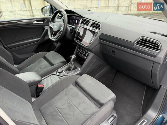 Синій Фольксваген Тігуан, об'ємом двигуна 2 л та пробігом 189 тис. км за 31999 $, фото 47 на Automoto.ua