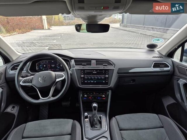 Синій Фольксваген Тігуан, об'ємом двигуна 2 л та пробігом 219 тис. км за 26900 $, фото 62 на Automoto.ua