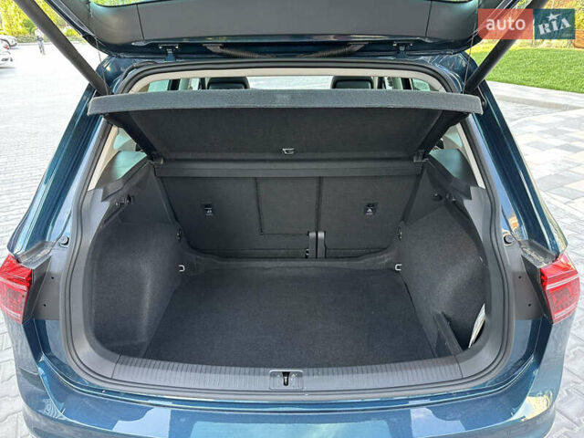 Синий Фольксваген Тигуан, объемом двигателя 2 л и пробегом 107 тыс. км за 33500 $, фото 76 на Automoto.ua