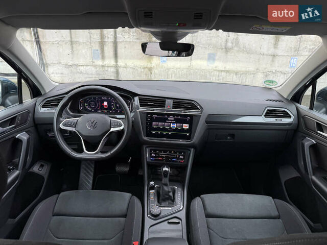 Синий Фольксваген Тигуан, объемом двигателя 2 л и пробегом 189 тыс. км за 31999 $, фото 58 на Automoto.ua