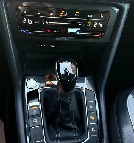 Синій Фольксваген Тігуан, об'ємом двигуна 1.98 л та пробігом 101 тис. км за 31500 $, фото 21 на Automoto.ua