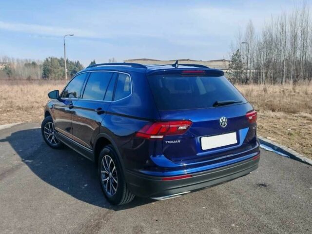 Синий Фольксваген Тигуан, объемом двигателя 2 л и пробегом 121 тыс. км за 12400 $, фото 7 на Automoto.ua
