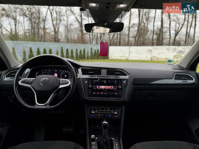 Синий Фольксваген Тигуан, объемом двигателя 2 л и пробегом 157 тыс. км за 30899 $, фото 30 на Automoto.ua