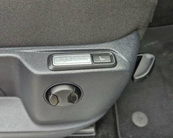 Синій Фольксваген Тігуан, об'ємом двигуна 2 л та пробігом 219 тис. км за 26900 $, фото 44 на Automoto.ua