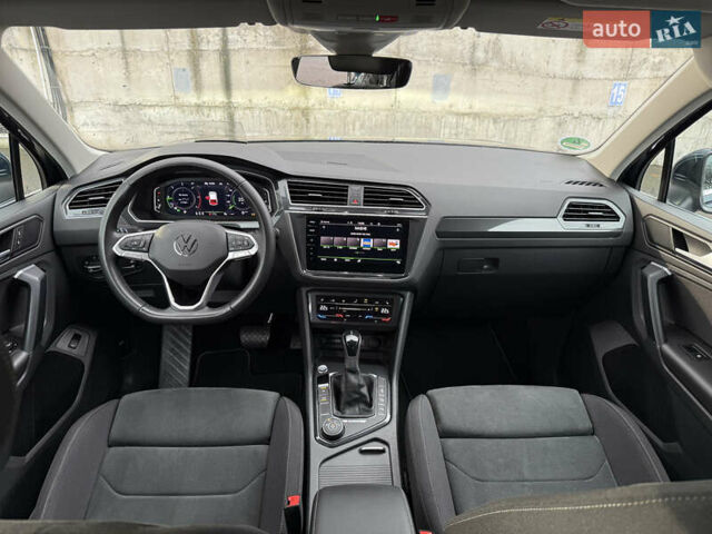 Синий Фольксваген Тигуан, объемом двигателя 2 л и пробегом 189 тыс. км за 31999 $, фото 62 на Automoto.ua