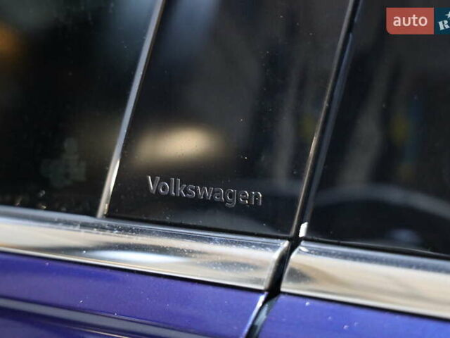 Синий Фольксваген Тигуан, объемом двигателя 1.98 л и пробегом 9 тыс. км за 23700 $, фото 11 на Automoto.ua