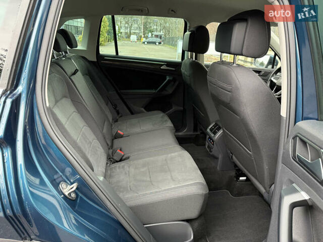 Синий Фольксваген Тигуан, объемом двигателя 2 л и пробегом 189 тыс. км за 31999 $, фото 70 на Automoto.ua