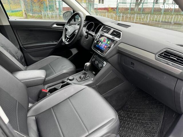 Синий Фольксваген Тигуан, объемом двигателя 2 л и пробегом 74 тыс. км за 21990 $, фото 37 на Automoto.ua