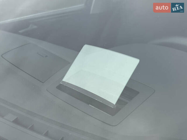 Синій Фольксваген Тігуан, об'ємом двигуна 2 л та пробігом 189 тис. км за 31999 $, фото 18 на Automoto.ua