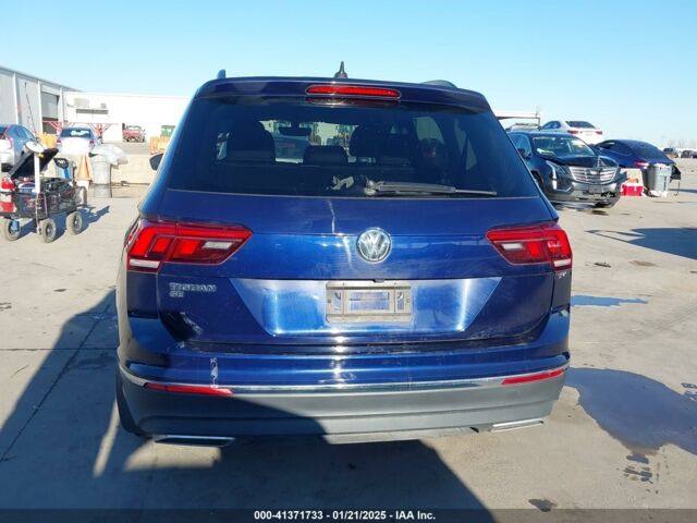 Синий Фольксваген Тигуан, объемом двигателя 2 л и пробегом 99 тыс. км за 13700 $, фото 4 на Automoto.ua