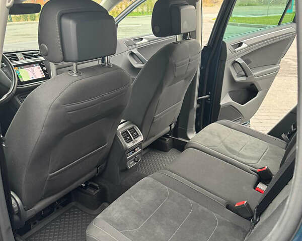 Синий Фольксваген Тигуан, объемом двигателя 1.97 л и пробегом 154 тыс. км за 33900 $, фото 21 на Automoto.ua