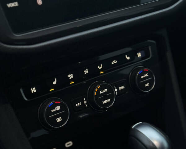 Синий Фольксваген Тигуан, объемом двигателя 1.98 л и пробегом 71 тыс. км за 20500 $, фото 19 на Automoto.ua