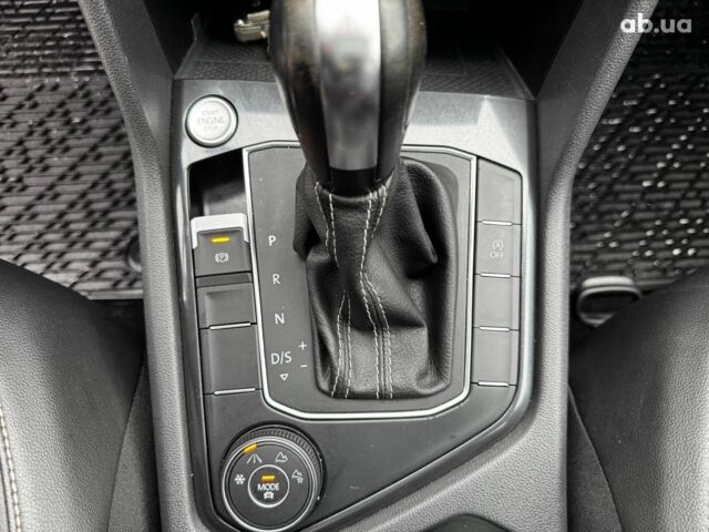 Синий Фольксваген Тигуан, объемом двигателя 2 л и пробегом 74 тыс. км за 21990 $, фото 35 на Automoto.ua