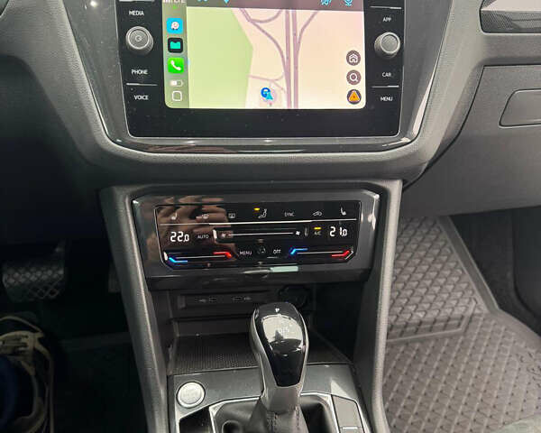 Синий Фольксваген Тигуан, объемом двигателя 1.97 л и пробегом 154 тыс. км за 33900 $, фото 8 на Automoto.ua