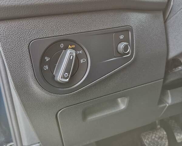 Синій Фольксваген Тігуан, об'ємом двигуна 2 л та пробігом 219 тис. км за 26900 $, фото 45 на Automoto.ua