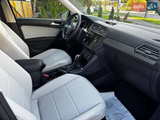 Синій Фольксваген Тігуан, об'ємом двигуна 1.98 л та пробігом 110 тис. км за 21900 $, фото 22 на Automoto.ua