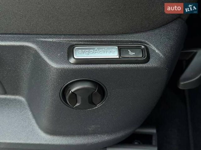 Синий Фольксваген Тигуан, объемом двигателя 2 л и пробегом 136 тыс. км за 33400 $, фото 12 на Automoto.ua