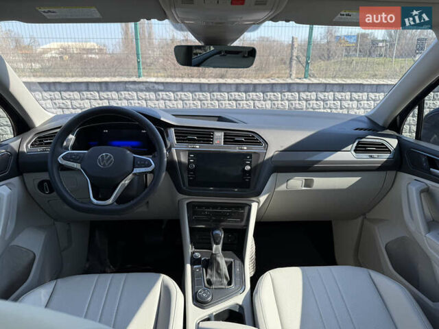 Синій Фольксваген Тігуан, об'ємом двигуна 2 л та пробігом 57 тис. км за 26800 $, фото 21 на Automoto.ua