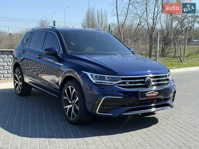 Синій Фольксваген Тігуан, об'ємом двигуна 2 л та пробігом 57 тис. км за 26800 $, фото 8 на Automoto.ua