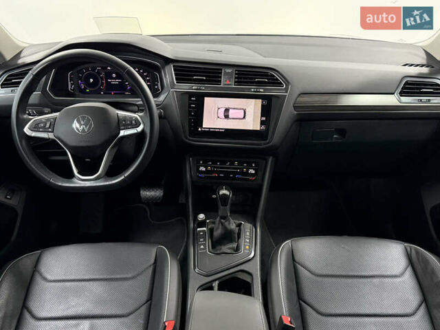 Синий Фольксваген Тигуан, объемом двигателя 2 л и пробегом 10 тыс. км за 35900 $, фото 23 на Automoto.ua