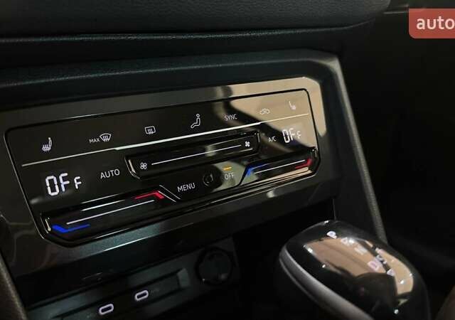 Синий Фольксваген Тигуан, объемом двигателя 1.97 л и пробегом 21 тыс. км за 33722 $, фото 18 на Automoto.ua