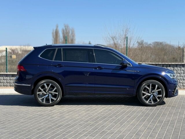Синій Фольксваген Тігуан, об'ємом двигуна 2 л та пробігом 57 тис. км за 27500 $, фото 24 на Automoto.ua
