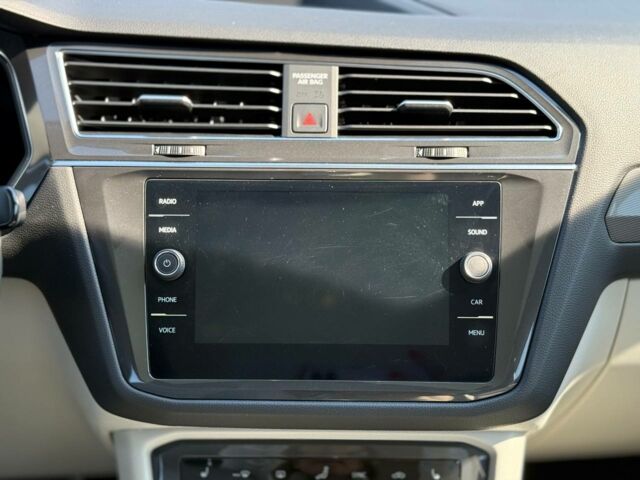 Синій Фольксваген Тігуан, об'ємом двигуна 2 л та пробігом 57 тис. км за 27500 $, фото 21 на Automoto.ua