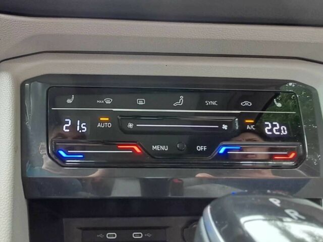 Синий Фольксваген Тигуан, объемом двигателя 2 л и пробегом 50 тыс. км за 19000 $, фото 15 на Automoto.ua