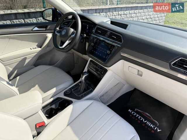 Синій Фольксваген Тігуан, об'ємом двигуна 2 л та пробігом 57 тис. км за 26800 $, фото 11 на Automoto.ua