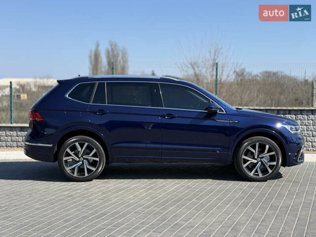 Синій Фольксваген Тігуан, об'ємом двигуна 2 л та пробігом 57 тис. км за 26800 $, фото 27 на Automoto.ua