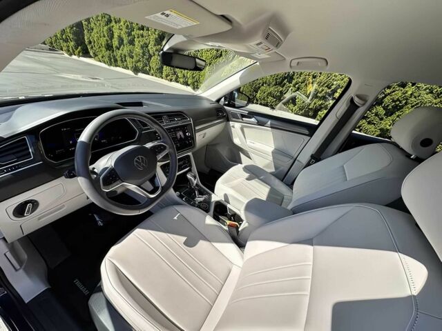 Синий Фольксваген Тигуан, объемом двигателя 2 л и пробегом 11 тыс. км за 19000 $, фото 6 на Automoto.ua