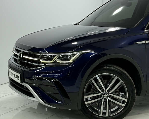 Синий Фольксваген Тигуан, объемом двигателя 2 л и пробегом 10 тыс. км за 35900 $, фото 3 на Automoto.ua