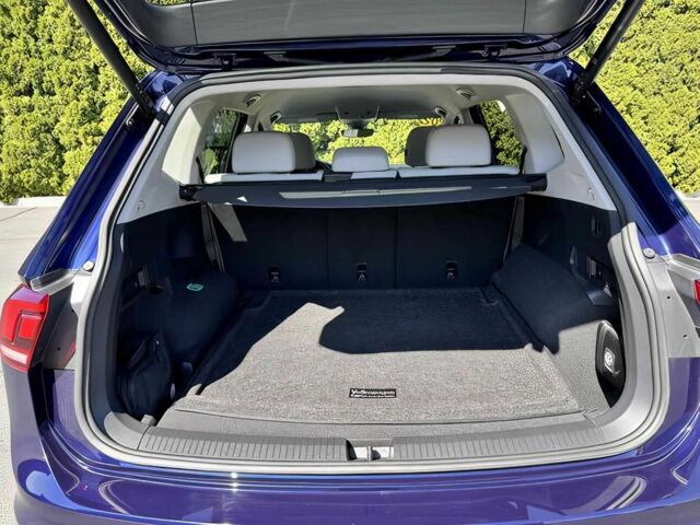 Синий Фольксваген Тигуан, объемом двигателя 2 л и пробегом 11 тыс. км за 19000 $, фото 12 на Automoto.ua