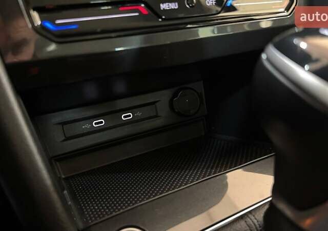 Синий Фольксваген Тигуан, объемом двигателя 1.97 л и пробегом 21 тыс. км за 33722 $, фото 19 на Automoto.ua