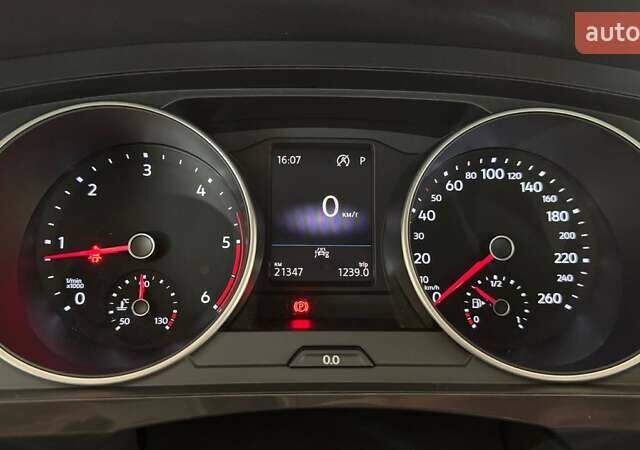 Синий Фольксваген Тигуан, объемом двигателя 1.97 л и пробегом 21 тыс. км за 33722 $, фото 13 на Automoto.ua