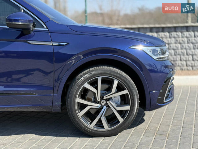 Синій Фольксваген Тігуан, об'ємом двигуна 2 л та пробігом 57 тис. км за 26800 $, фото 26 на Automoto.ua