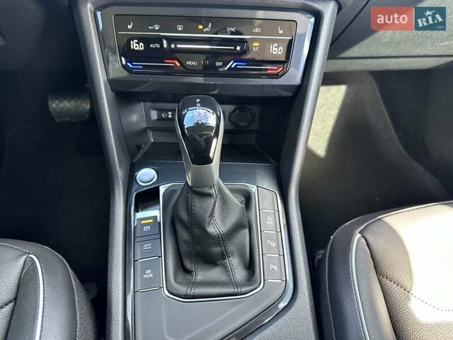 Синій Фольксваген Тігуан, об'ємом двигуна 2 л та пробігом 15 тис. км за 35500 $, фото 9 на Automoto.ua